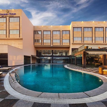 Golden Tulip Bhiwadi Hotel Eksteriør billede