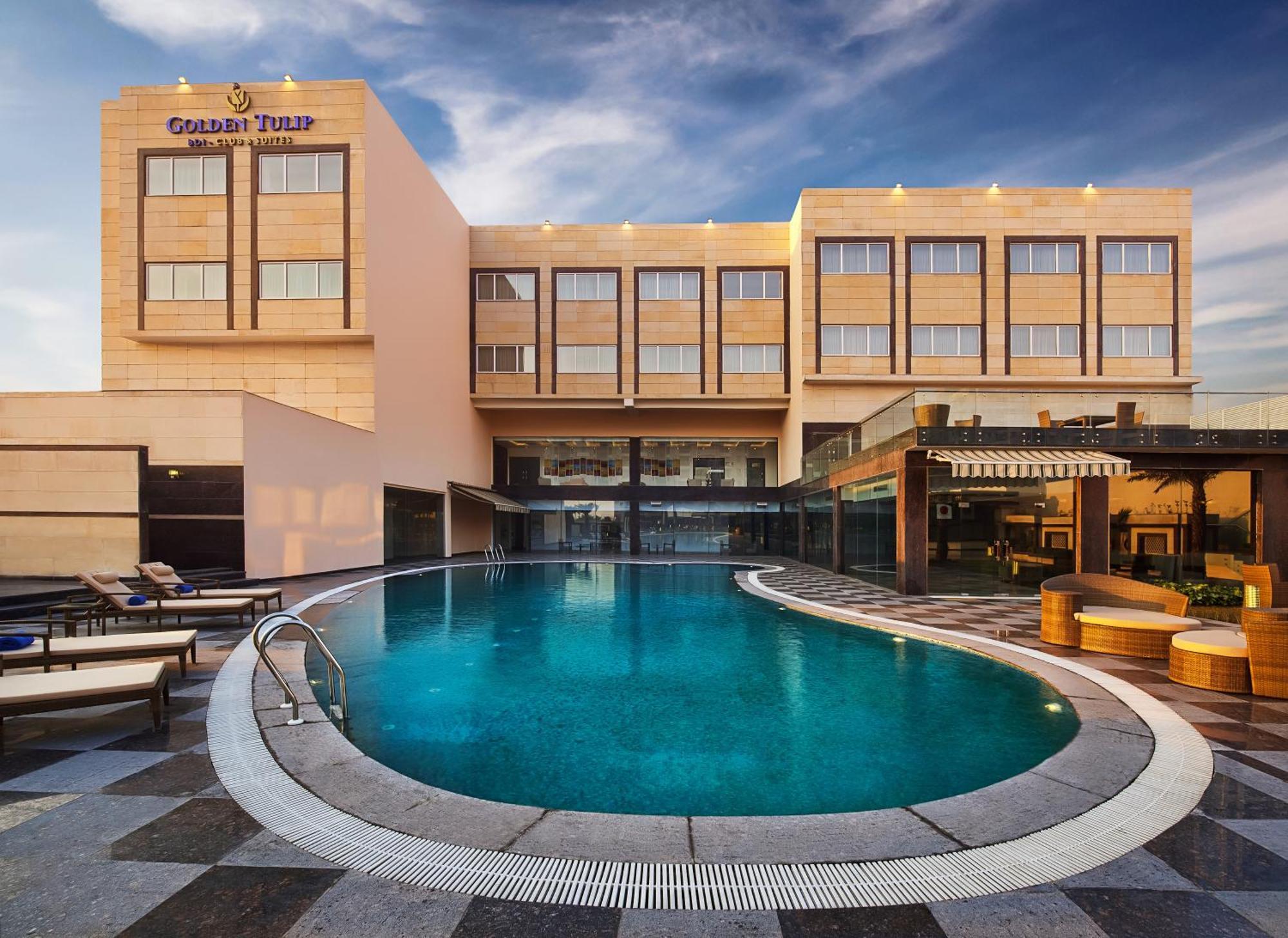 Golden Tulip Bhiwadi Hotel Eksteriør billede
