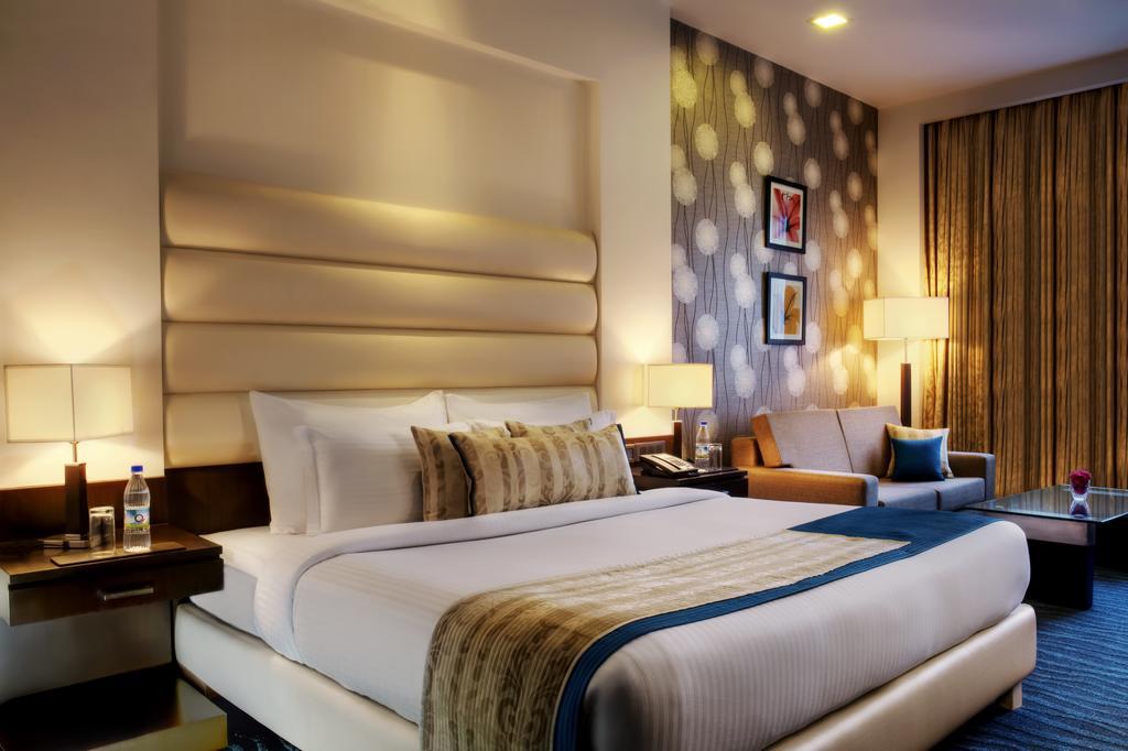 Golden Tulip Bhiwadi Hotel Eksteriør billede