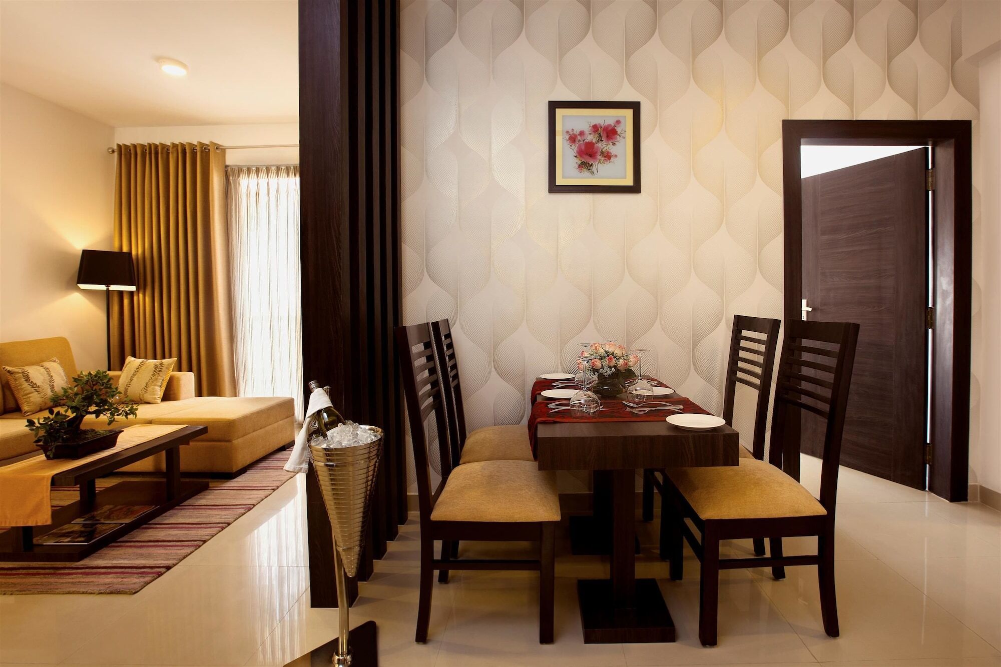 Golden Tulip Bhiwadi Hotel Eksteriør billede